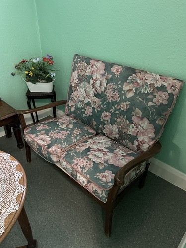 Vintage floral seater - vintage, 2-seater